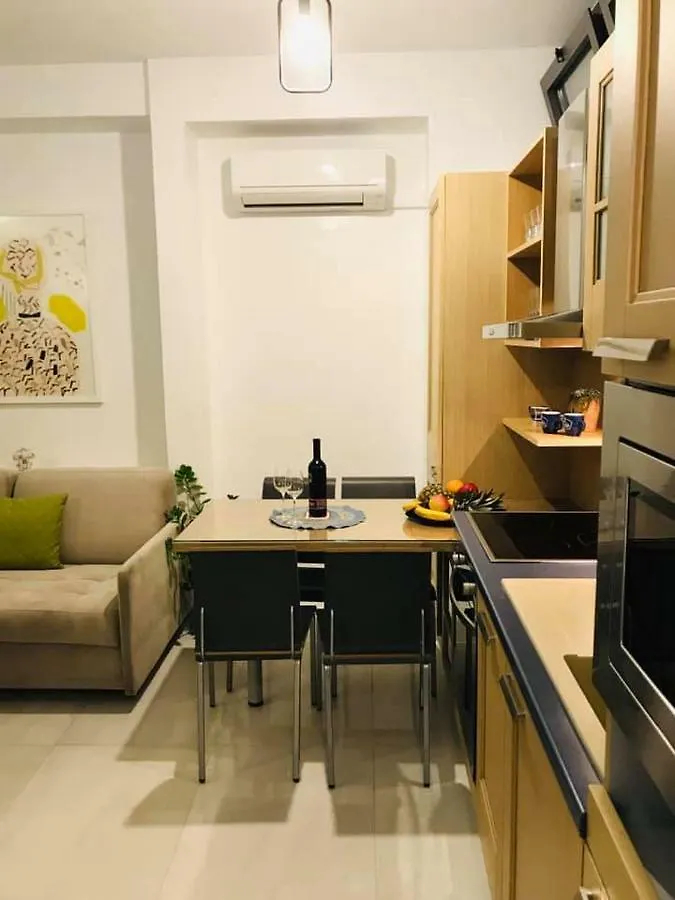 Charming Studio Apartment Mari In City Centre Split