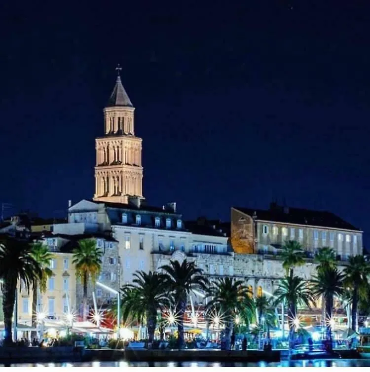 Charming Studio Apartment Mari In City Centre Split