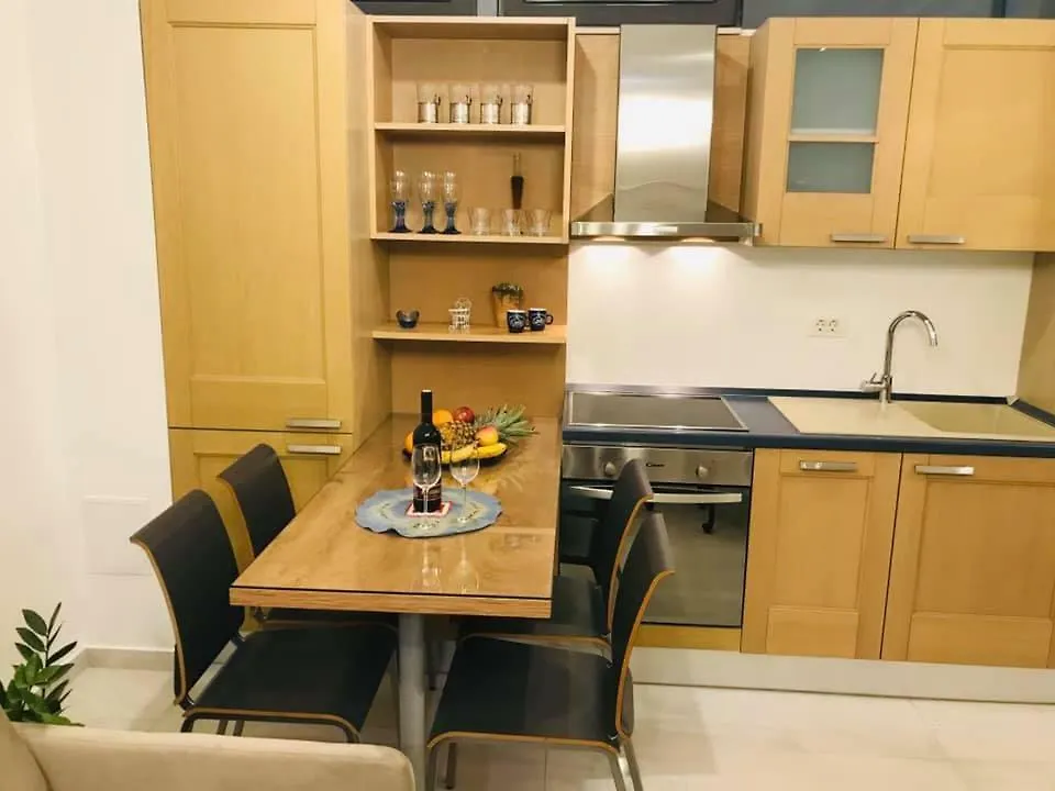 Charming Studio Apartment Mari In City Centre Split Croatia